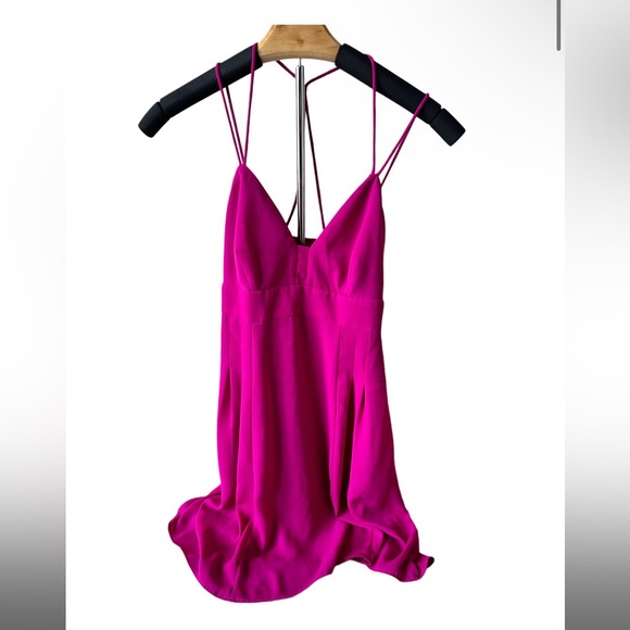 Express Spaghetti Strap Zipper Keyhole Dress - Picture 2 of 5